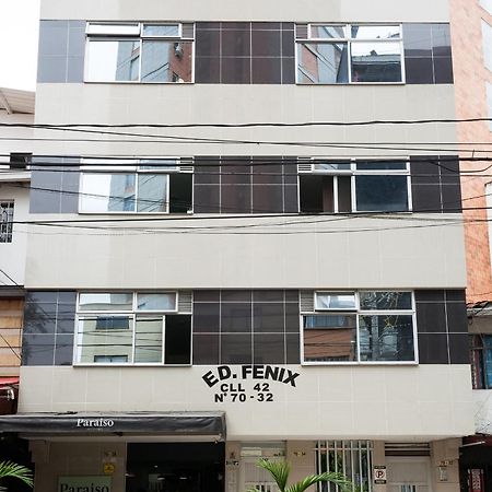 Apartamentos Laureles De La 70 Меделин Екстериор снимка