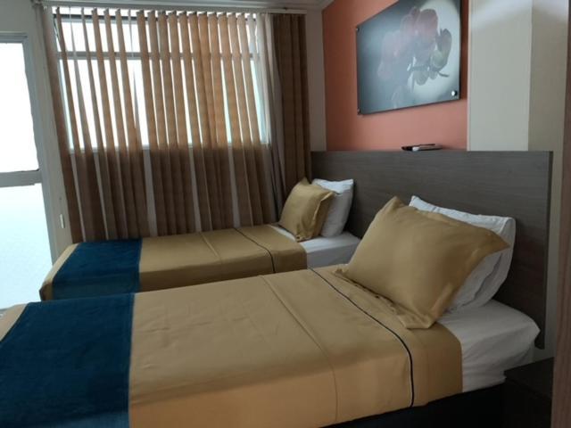 Apartamentos Laureles De La 70 Меделин Екстериор снимка
